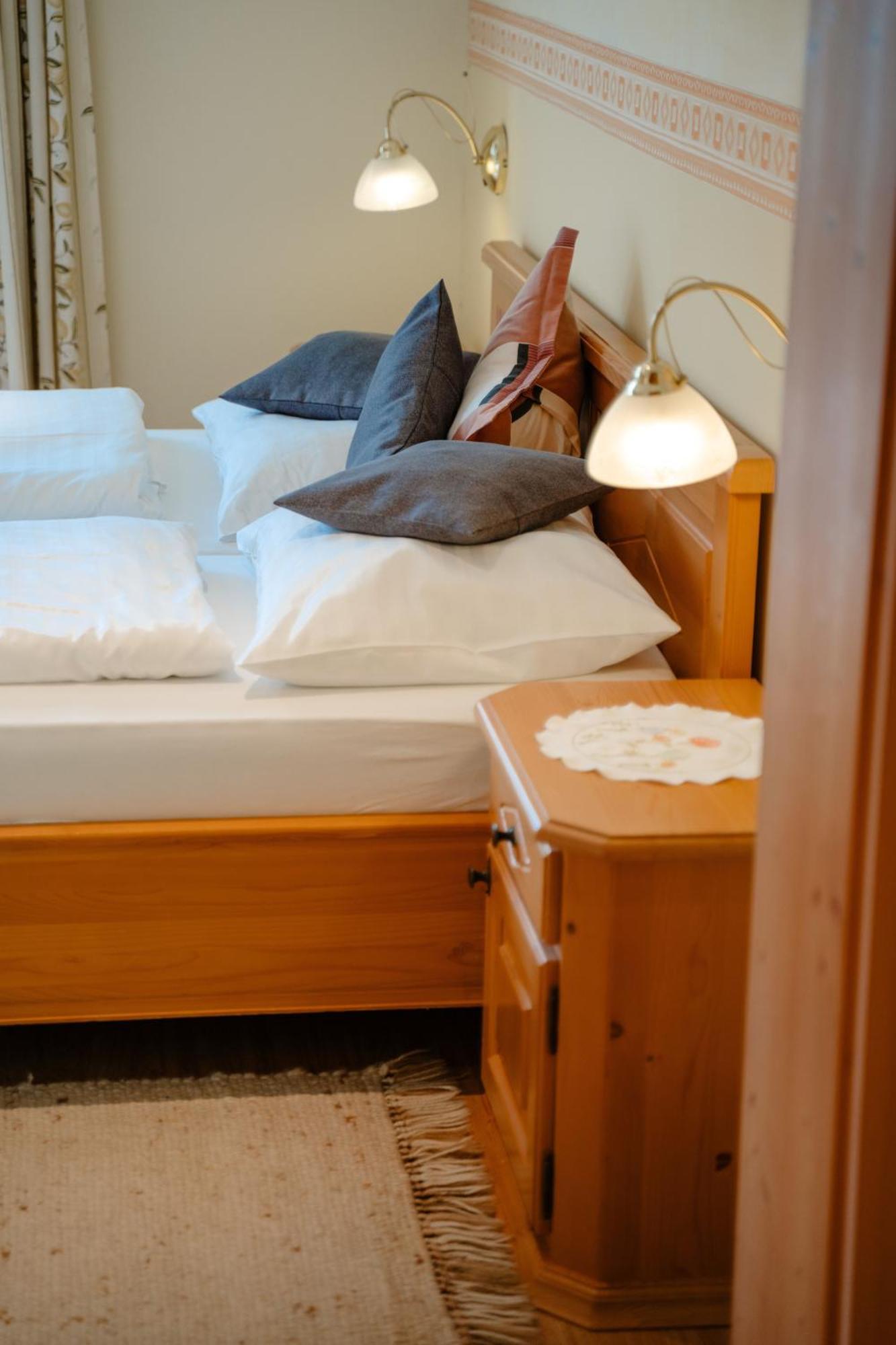 Ertlschweigerhaus Pension - Appartements - Zimmer Donnersbach Zewnętrze zdjęcie